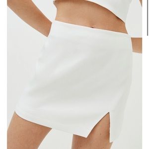 Karen Mullen White Skirt with Zipper Detail